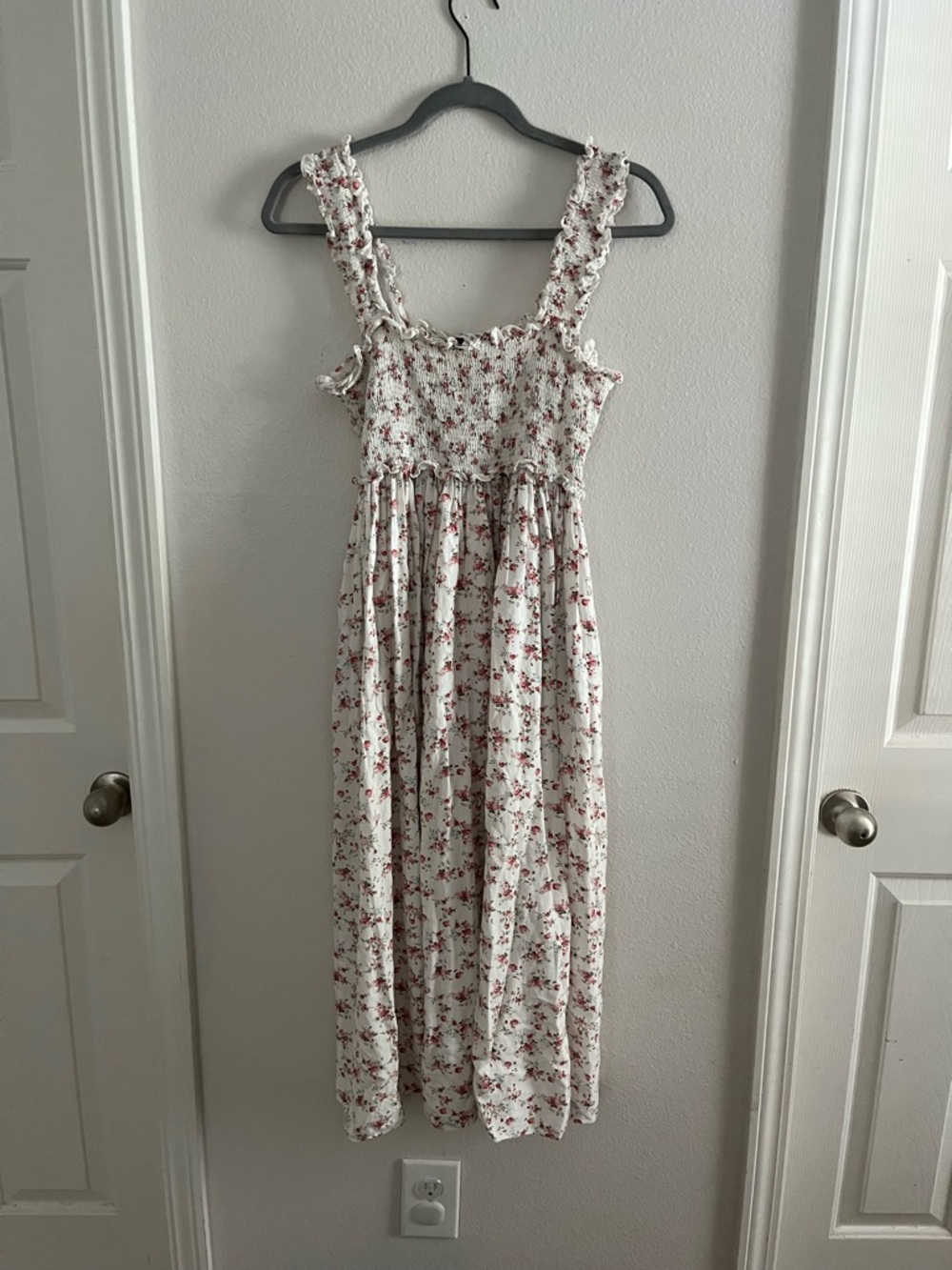 Jacquie the label smocked midi Dress with Red and Pink Floral Print